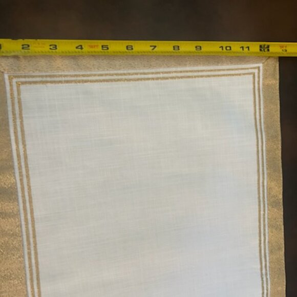 NWT Hillcrest Embroidered Place Mats Table Linens Set of 4 - Picture 11 of 13